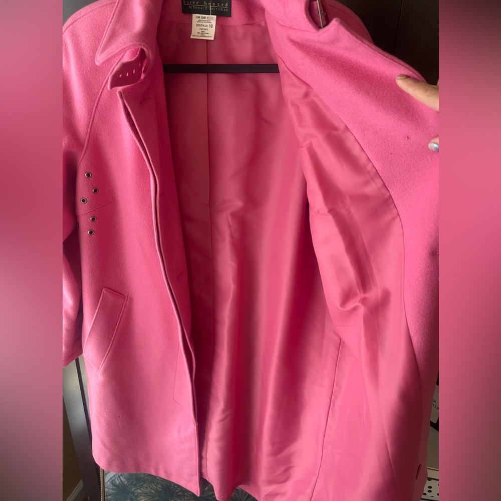 Pink coat - Picture 2 of 10